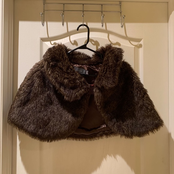 Stylish Fur Cape with Collar/Size S - Picture 1 of 5